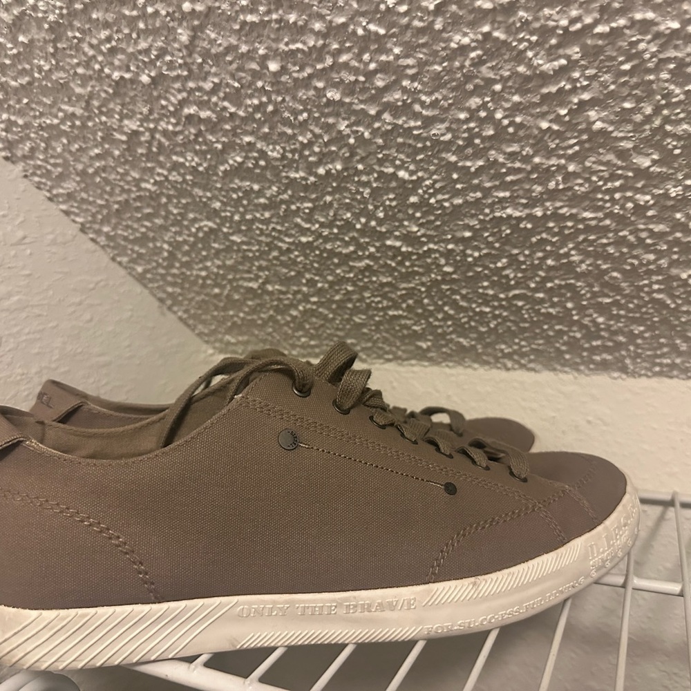 Diesel shoes
